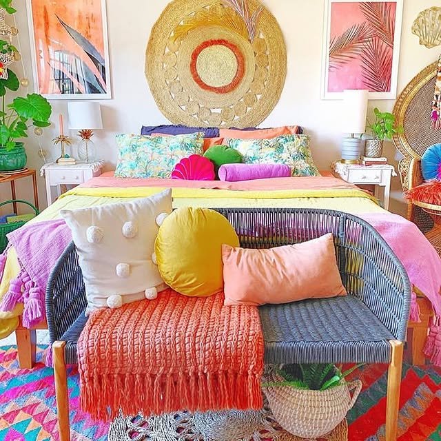 Beach style colorful bedroom