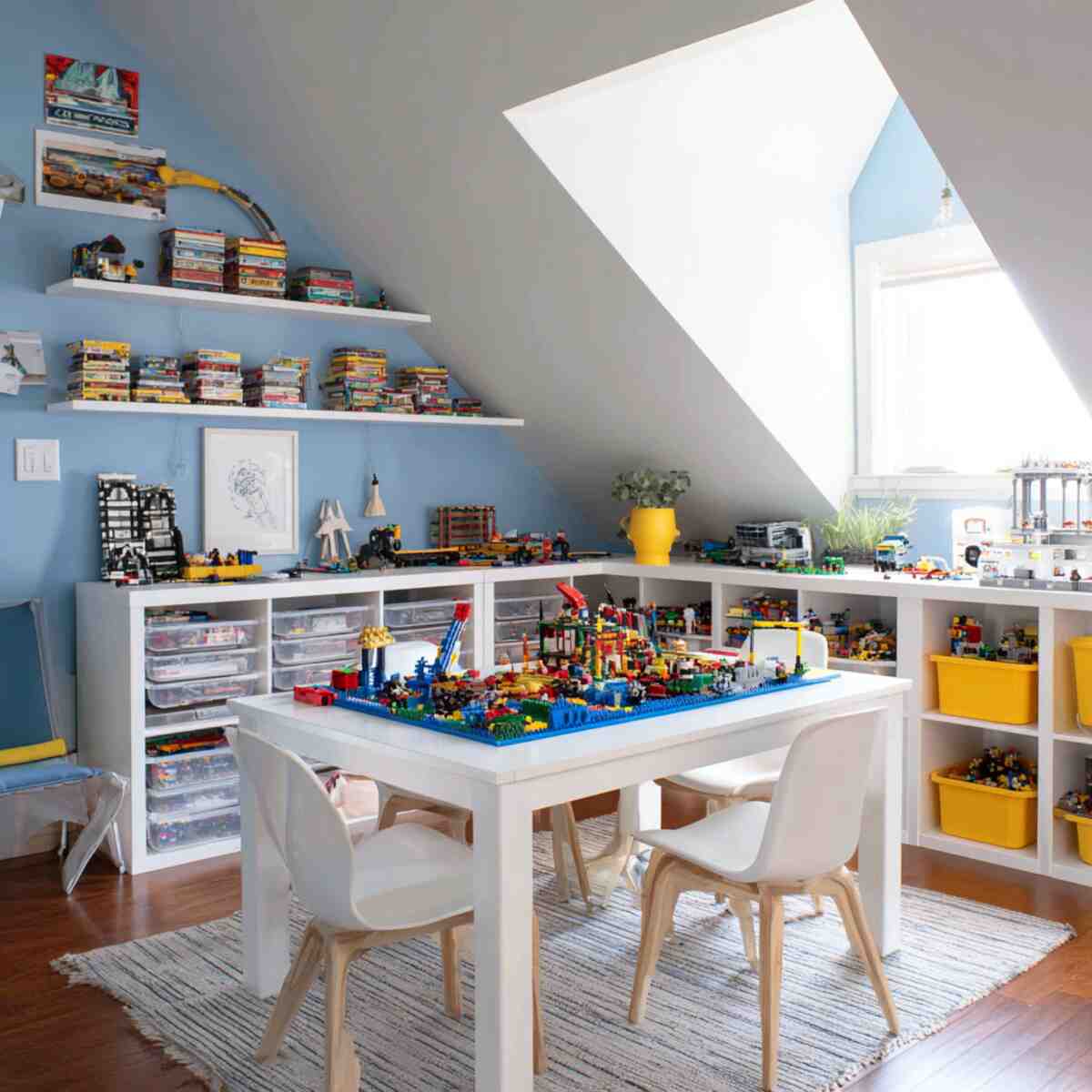 LEGO Building Station