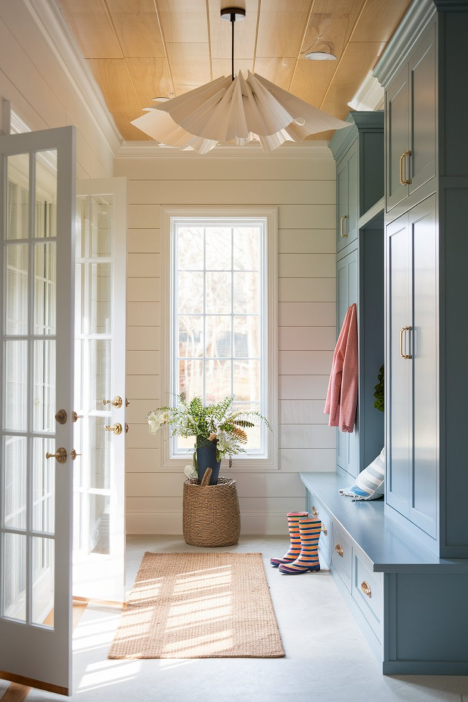 Cluster of pendant lights